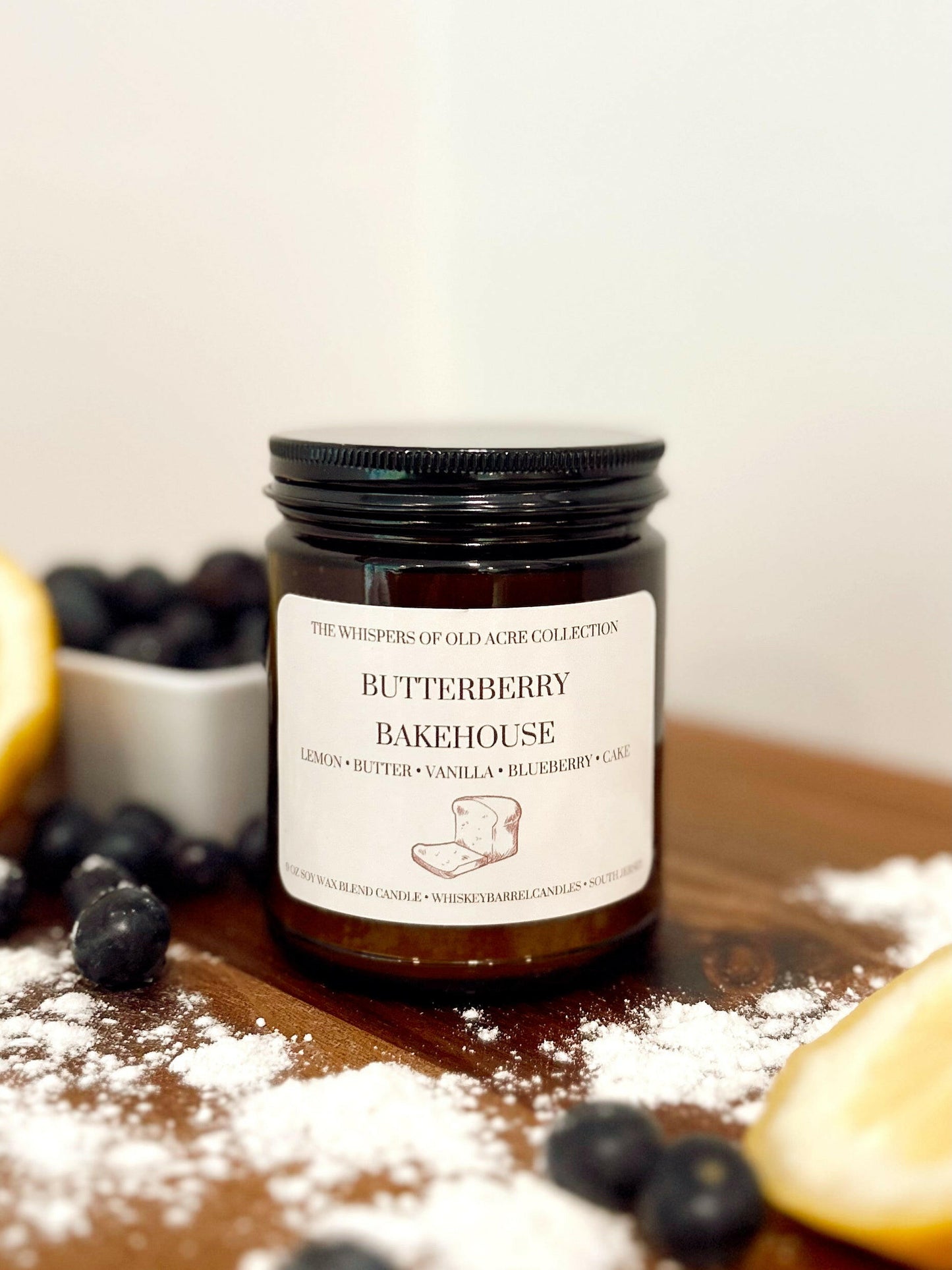 Butterberry Bakehouse 9oz candle made of soy wax and beeswax:
The town’s best-kept secret—Warm blueberry crumble and buttery lemon pound cake fresh from the farmhouse oven. Sweet wild blueberries, golden cake, and a dusting of sugar—nostalgic comfort, just like mama’s kitchen.